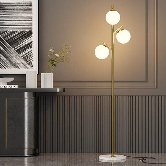 Scandinavische minimalistische 3-kops LED-vloerlamp
