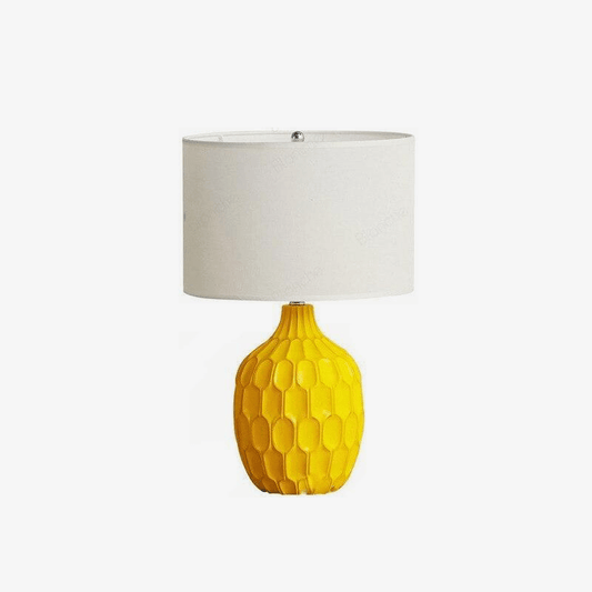 Moderne LED tafellamp in de vorm van een Ananas met witte lampenkap